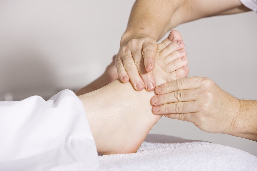 Los 10 beneficios de los masajes de pies